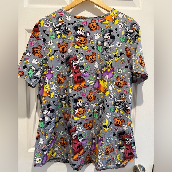 NWT Disney Mickey Mouse Halloween Scrub Top XL - Picture 5 of 5